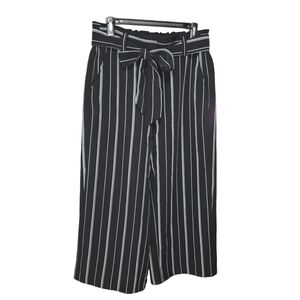 Apt. 9 Black and White Striped Paper Bag Belted Waist Wide Leg Pants Size M